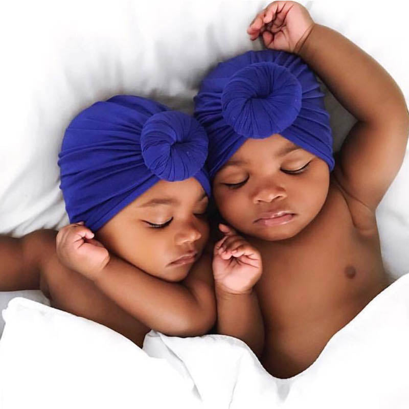 Pourquoi et comment choisir un turban bébé ?